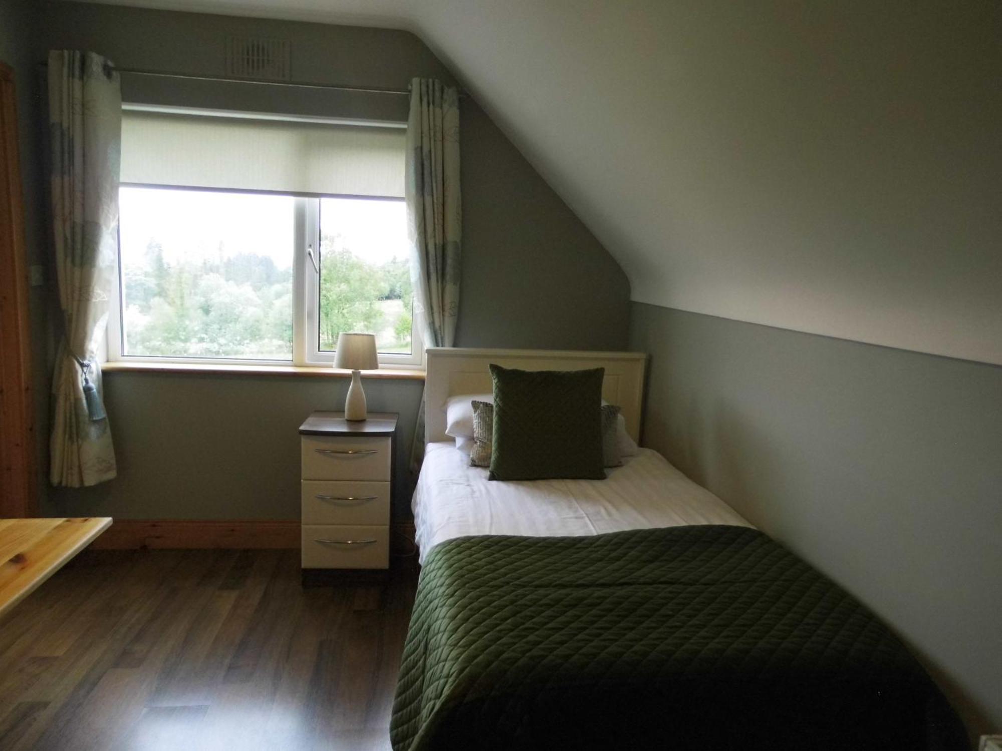 Eas Dun Lodge Donegal Town ภายนอก รูปภาพ