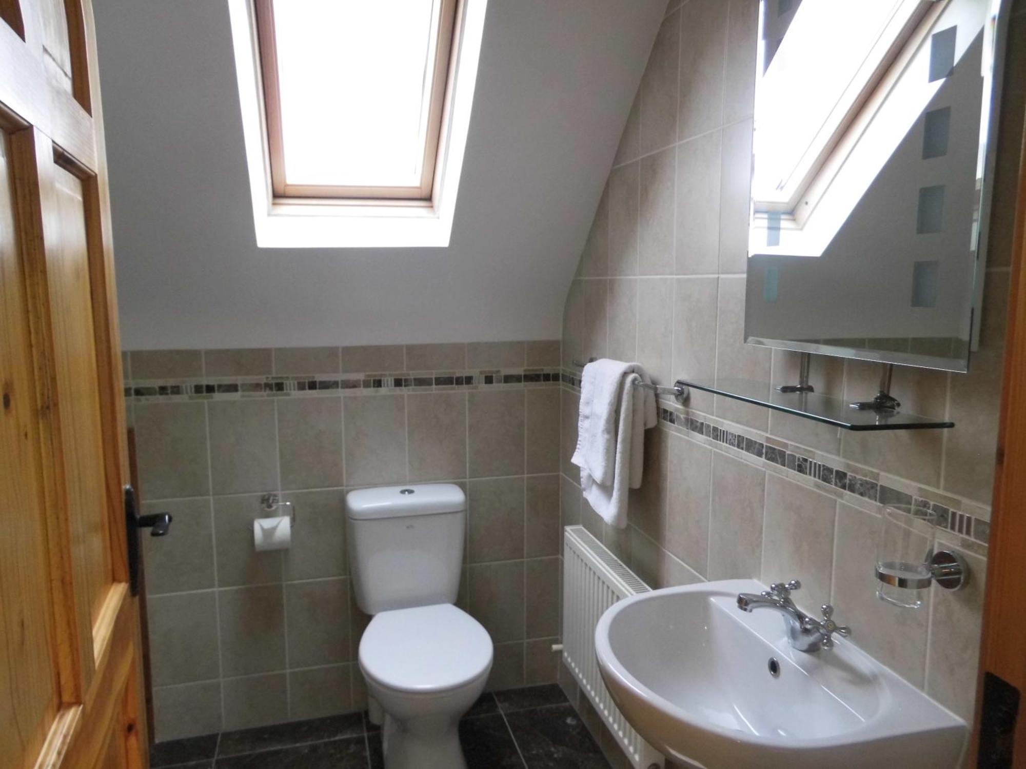 Eas Dun Lodge Donegal Town ภายนอก รูปภาพ
