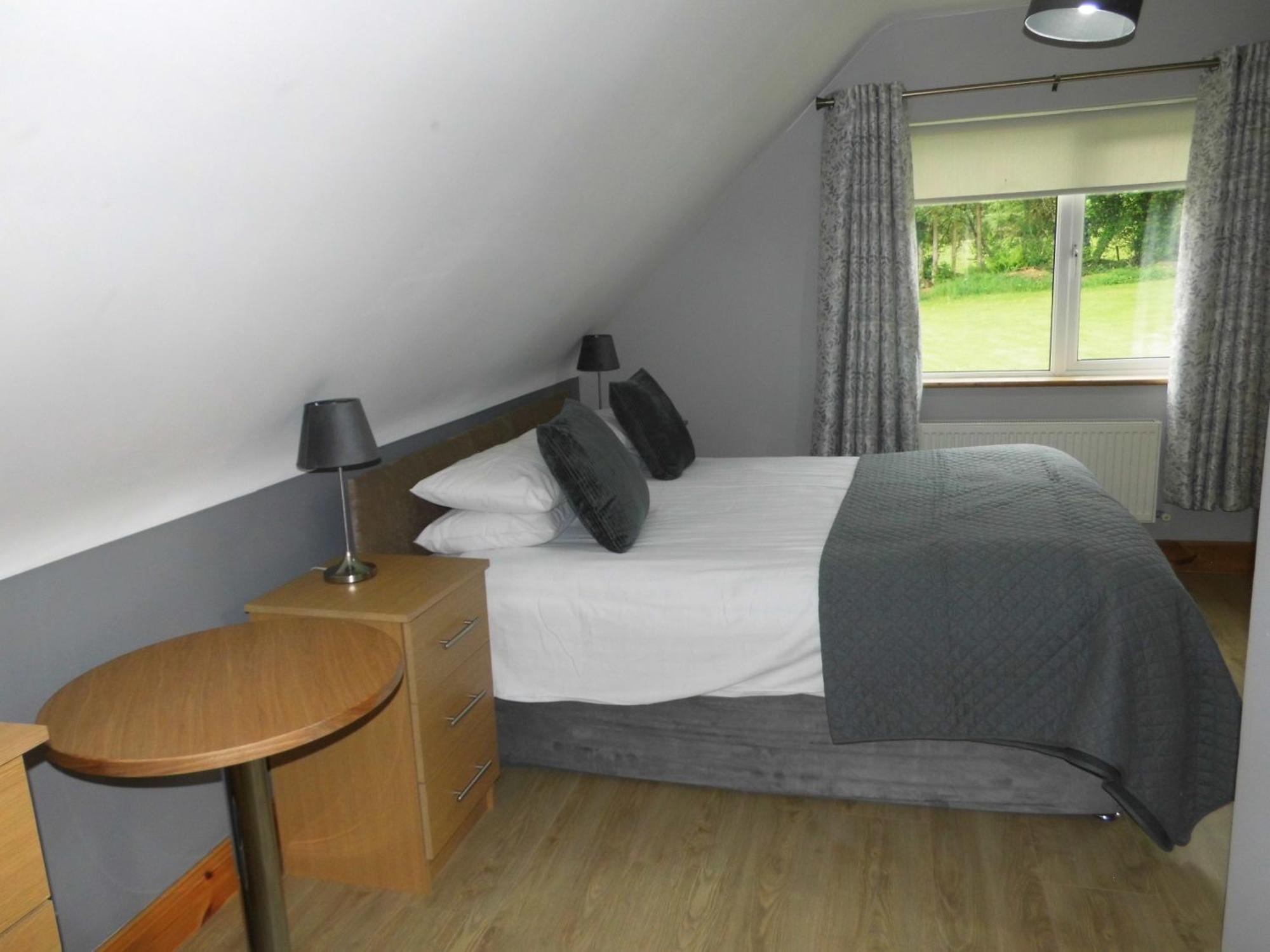 Eas Dun Lodge Donegal Town ภายนอก รูปภาพ