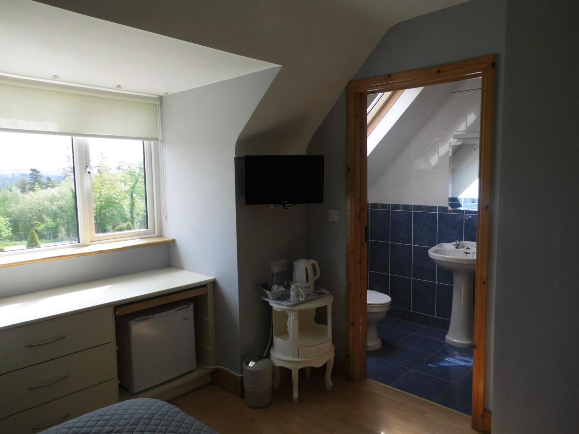 Eas Dun Lodge Donegal Town ภายนอก รูปภาพ